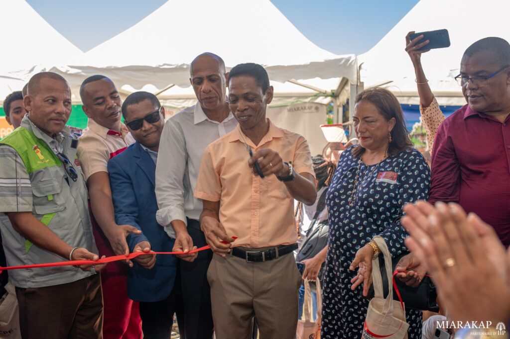 Inauguration Akao Hub entrepreneurial à Fort-Dauphin